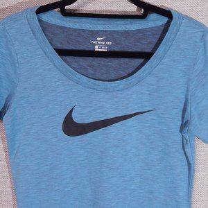 NIKE T-Shirt == Size XS == Blueish Green With Black Highlights Fabric